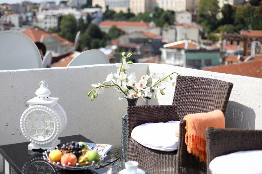 Alyon Hotel Taksim Istanbul Bagian luar foto