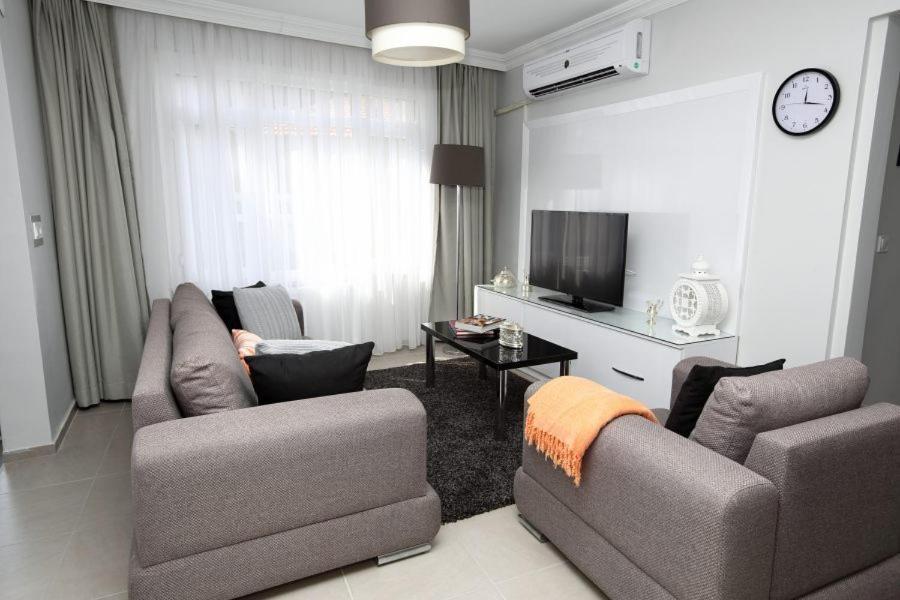 Alyon Hotel Taksim Istanbul Bagian luar foto