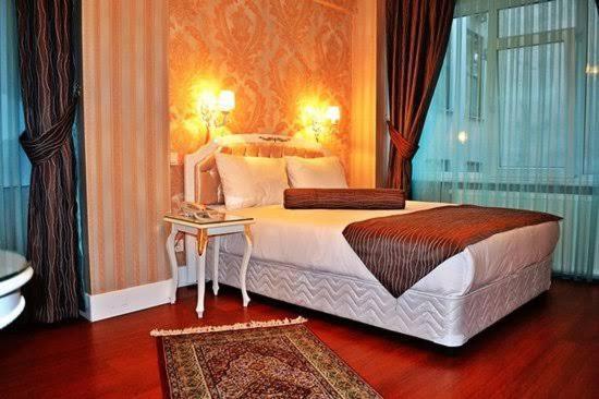 Alyon Hotel Taksim Istanbul Bagian luar foto