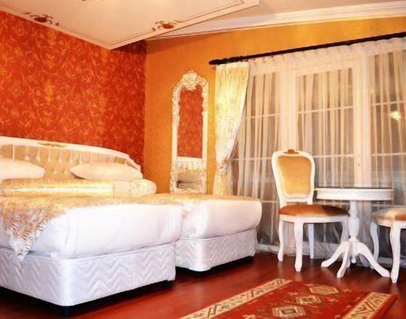Alyon Hotel Taksim Istanbul Bagian luar foto