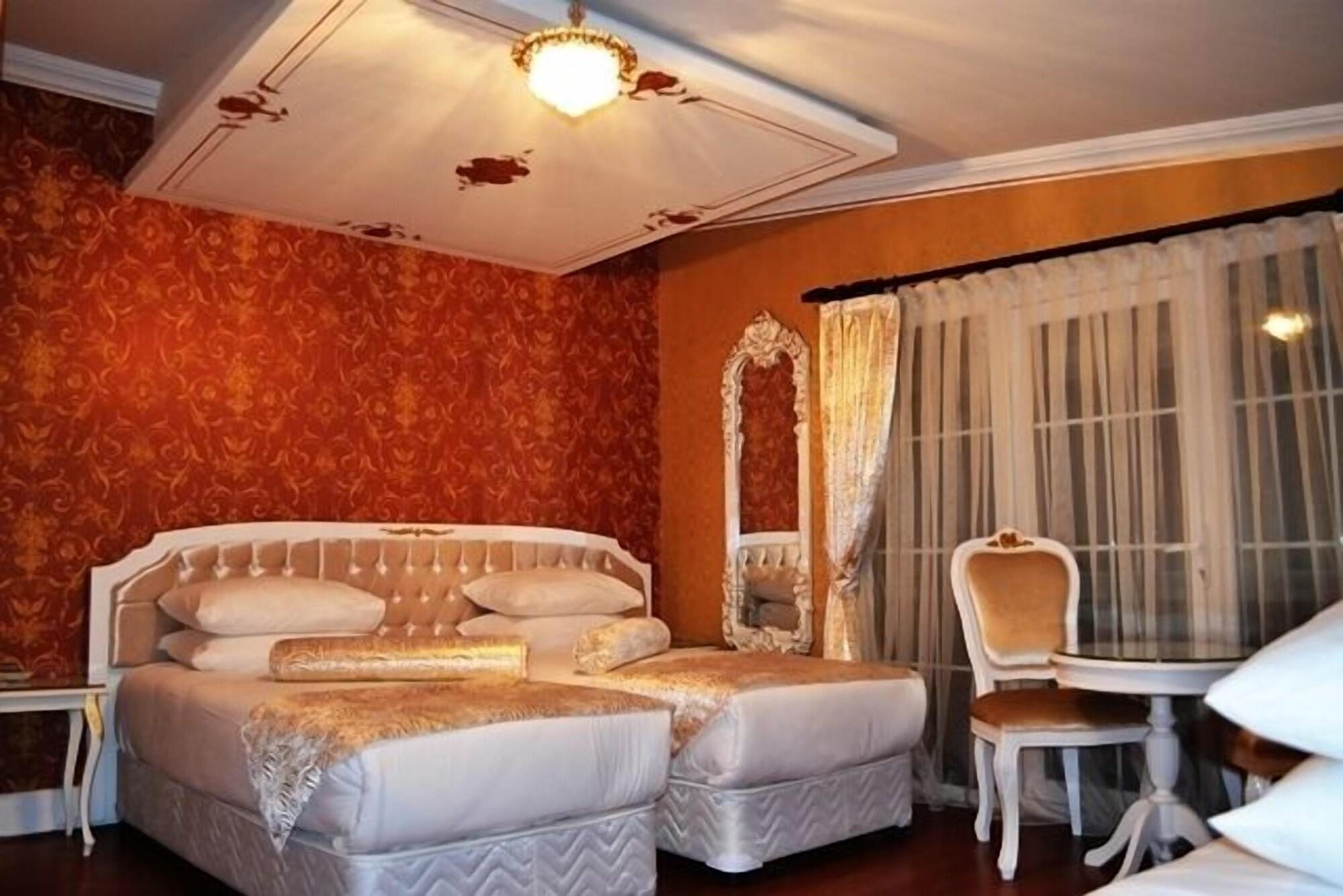 Alyon Hotel Taksim Istanbul Bagian luar foto