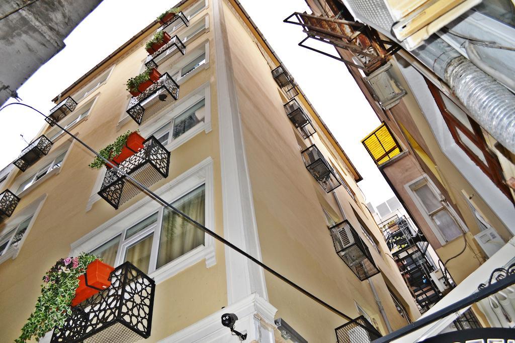 Alyon Hotel Taksim Istanbul Bagian luar foto